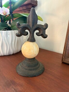 Decorative Fleur-de-Lis Accent Door stop Book End with Cream Marble Orb Like New